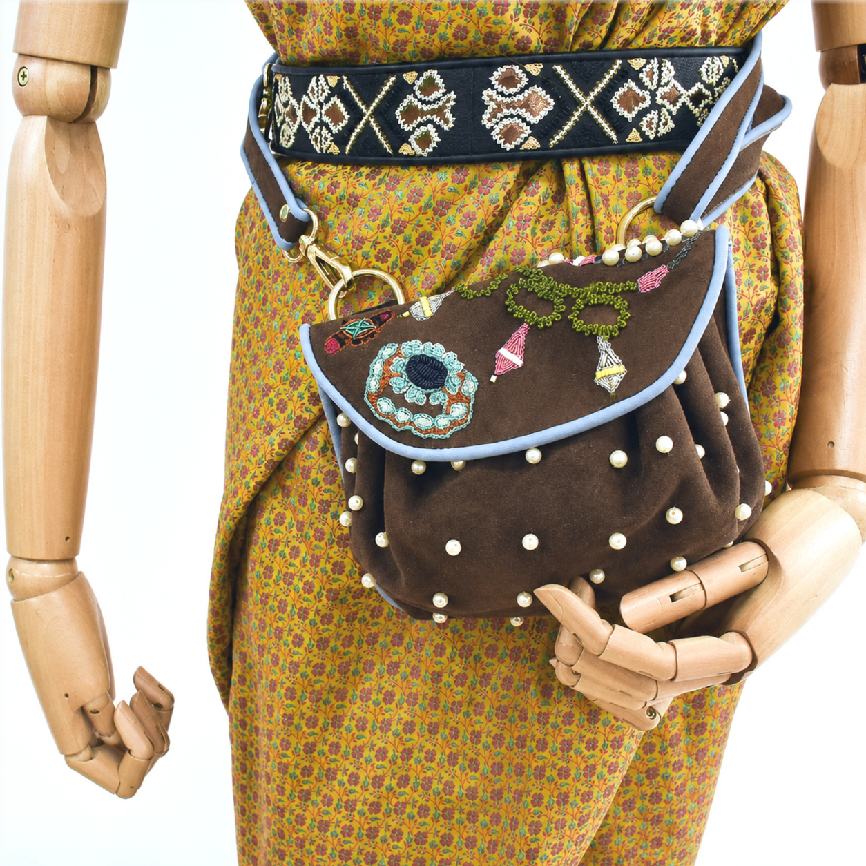 JEWEL ACCORDION HANDBAG