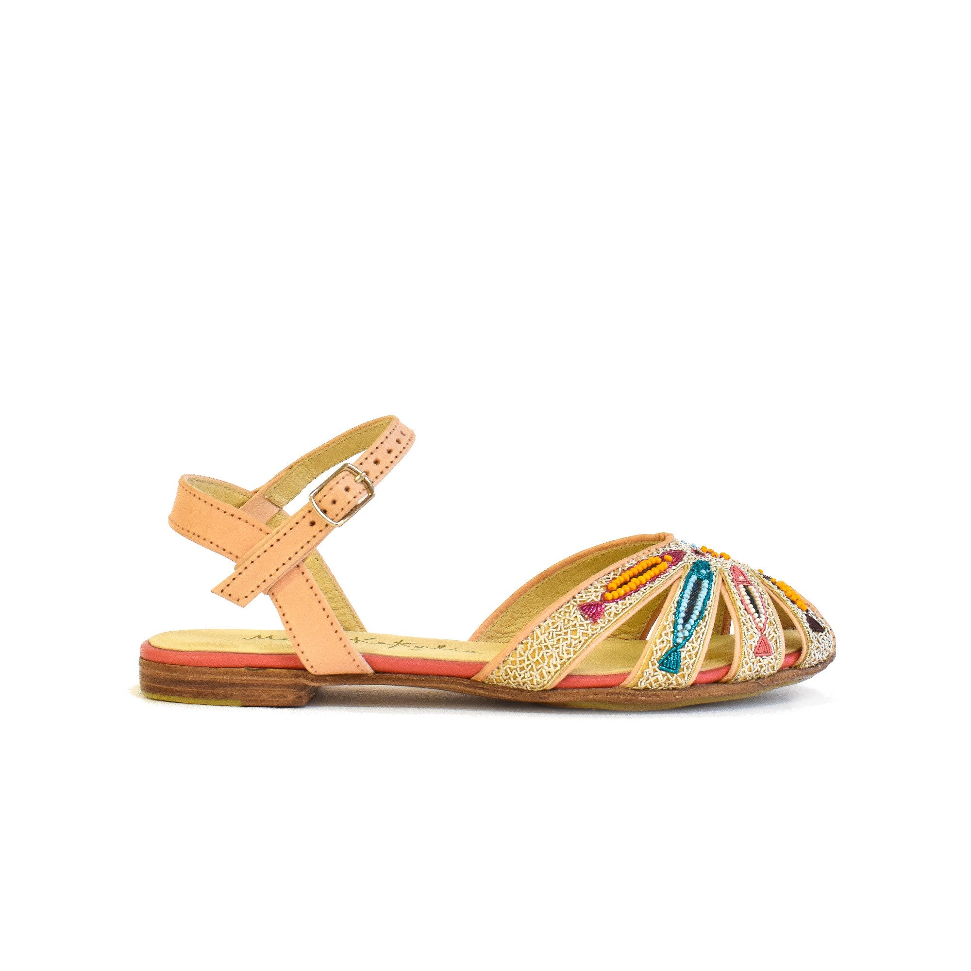 These beautiful sandals feature eco-leather straps and vibrant embroidery, ideal for tropical vacations and beach parties.