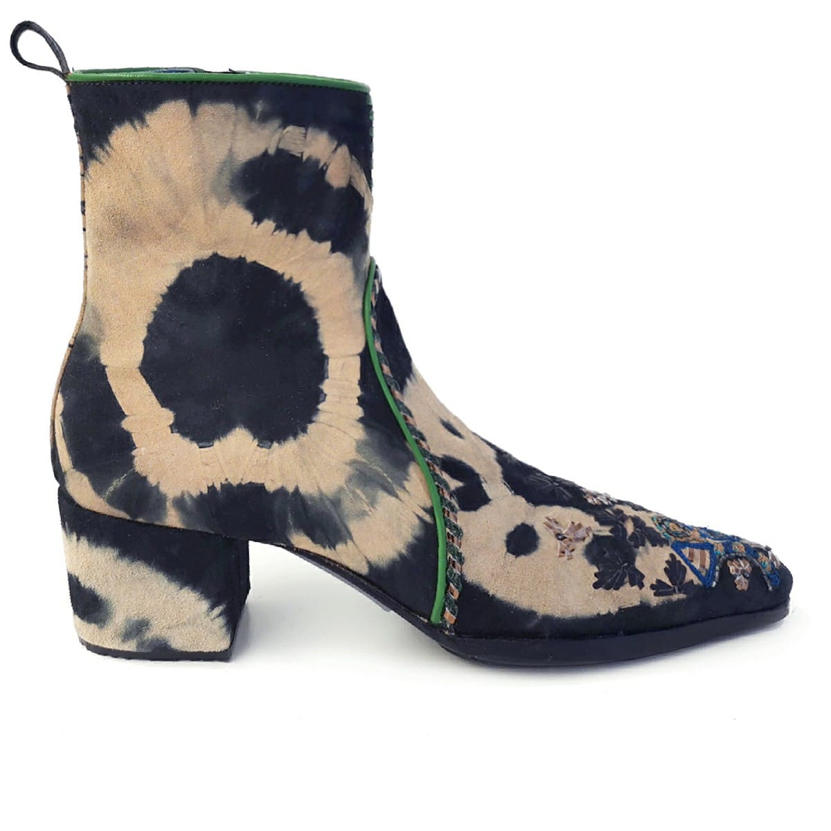 Mani Point Heel – tie-dye black beige suede ankle boots with embroidery and green piping