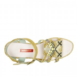 GOLD HOPPER splash gold – sculpted gold block heel with contrasting bird motif