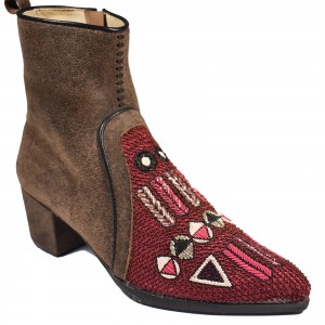 Brown suede Bauhaus Point boot with burgundy geometric embroidery