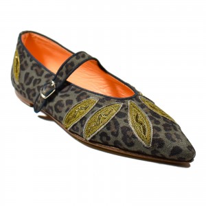 Three-quarter view of Meher Kakalia Lulu Point shoes showing fine hand-stitched details.