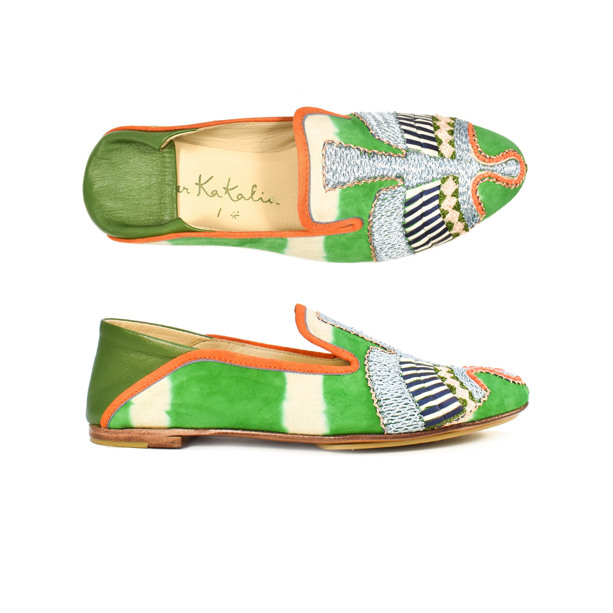 Meher Kakalia Luxurious eco-friendly moccasins in green tie-dye suede, handmade with unique embroidery. Perfect for summer and holiday wear.