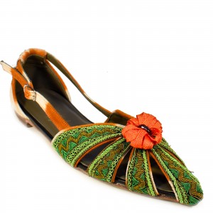 Versatile slingback flat shoe, hand-embroidered and perfect for summer weddings or evening occasions.