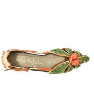 QUEEN DORIS SLINGBACK élégante, brodée à la main avec des détails en cuir, idéale pour, les soirées et les événements formels.