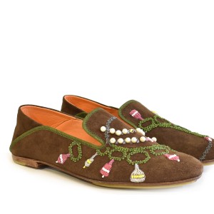 Side angle of Meher Kakalia Jewel Moccasin showing beaded and mukesh embroidery on suede