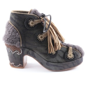 Meher Kakalia aw24 Trumpeteer | Meher Kakalia