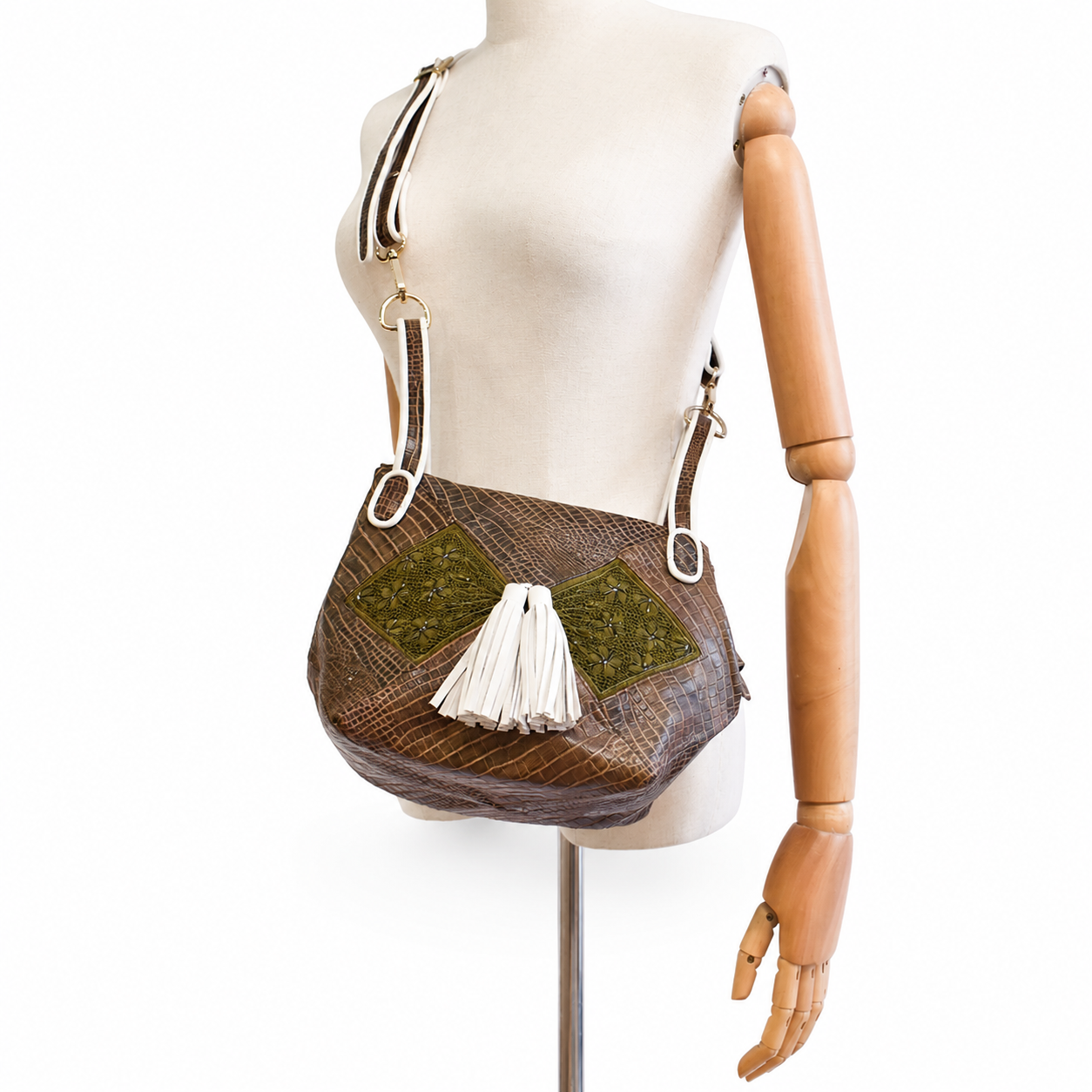 BUNNY HANDBAG